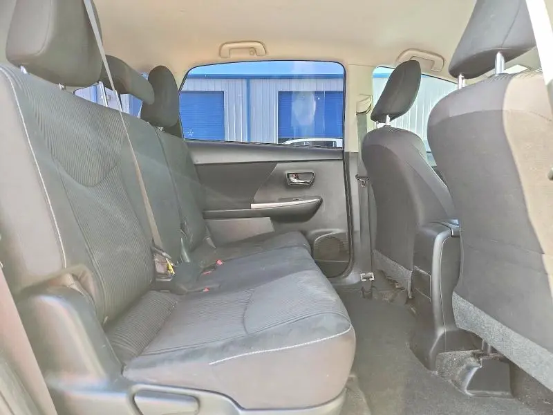 2016 TOYOTA PRIUS V TWO  