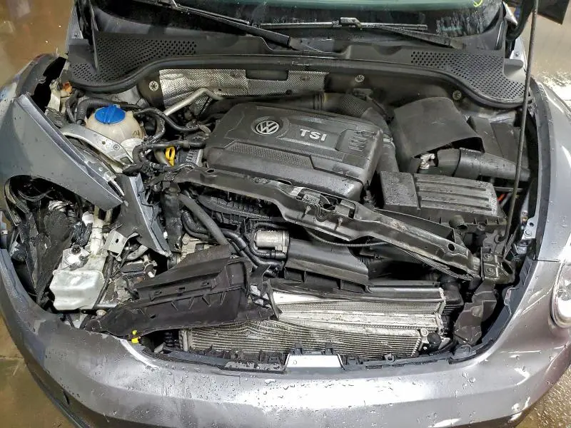 2015 VOLKSWAGEN BEETLE 1.8T  