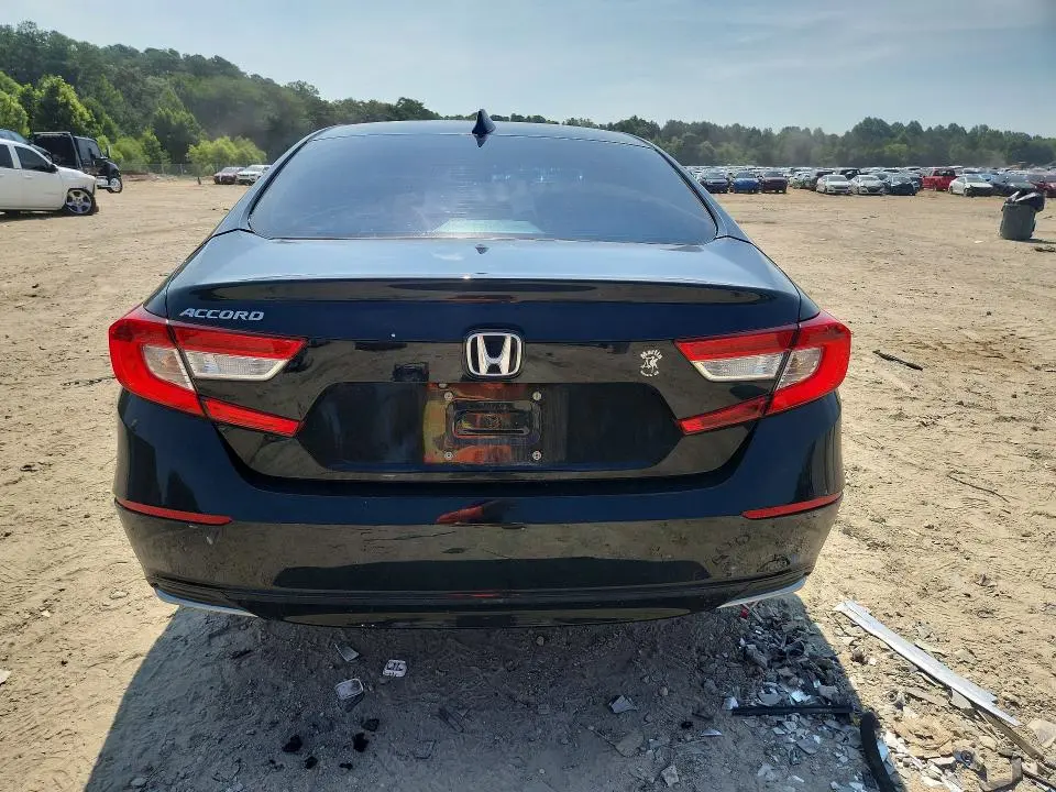 2018 HONDA ACCORD EX  