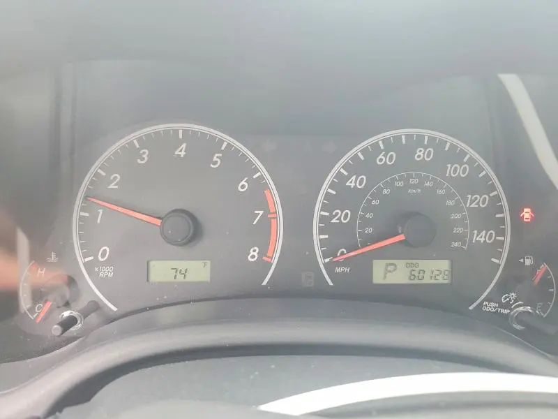2011 TOYOTA COROLLA LE  