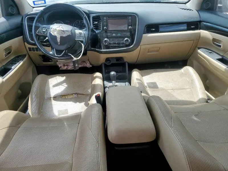 2016 MITSUBISHI OUTLANDER SE  