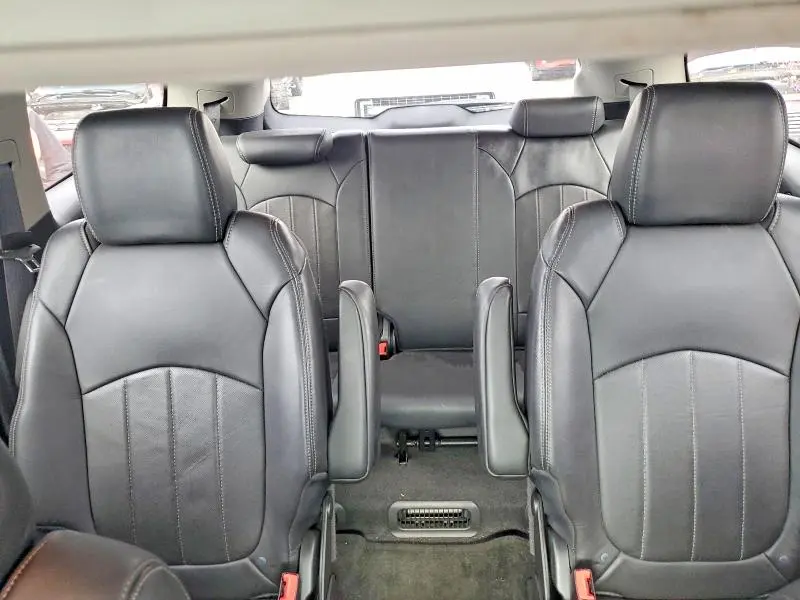 2013 CHEVROLET TRAVERSE LTZ  