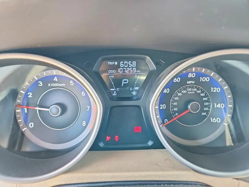 2012 HYUNDAI ELANTRA GLS  