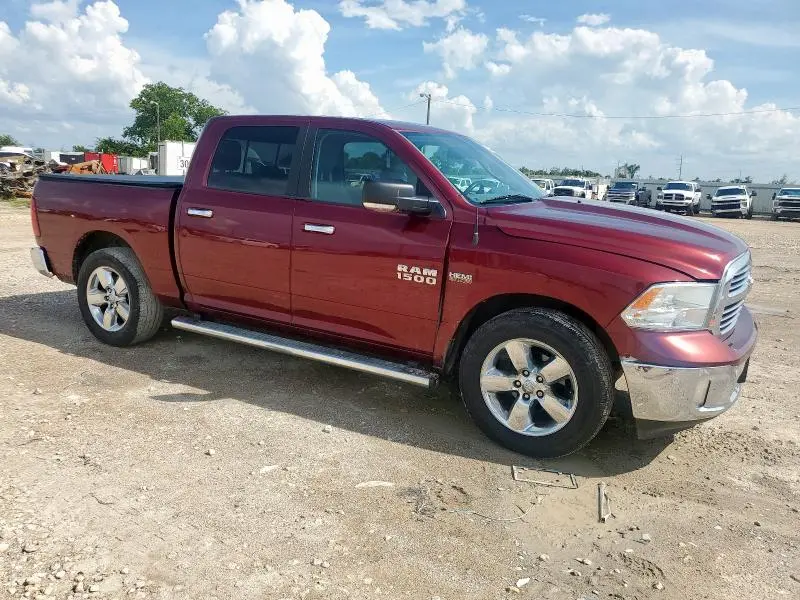 2017 RAM 1500 SLT  