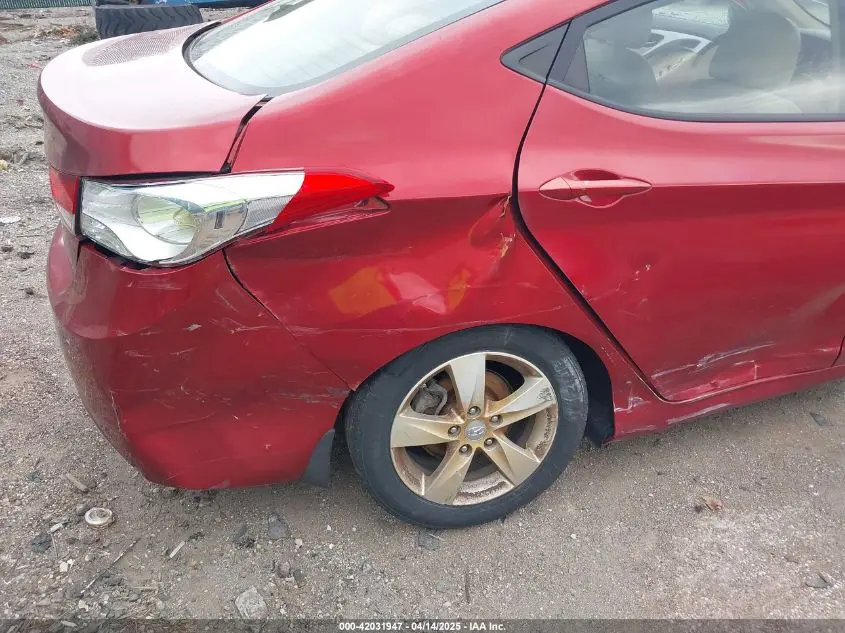 2013 HYUNDAI ELANTRA GLS