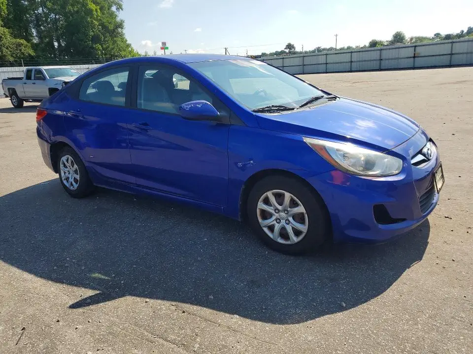 2013 HYUNDAI ACCENT GLS  
