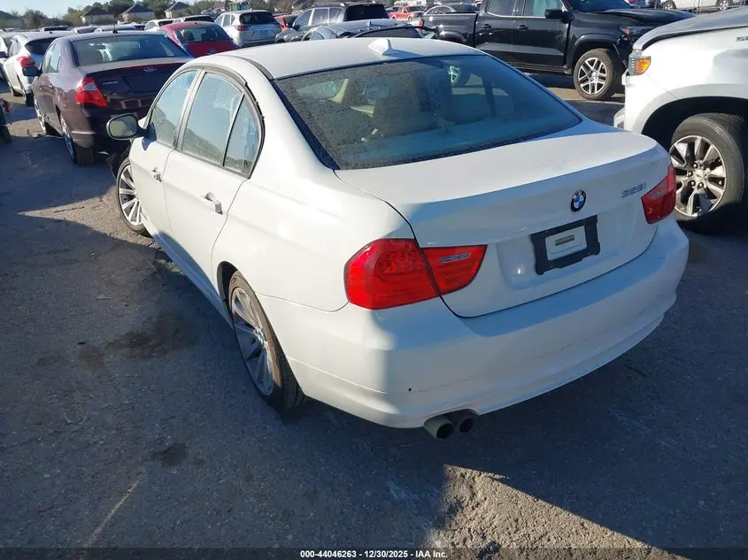 2011 BMW 328I  