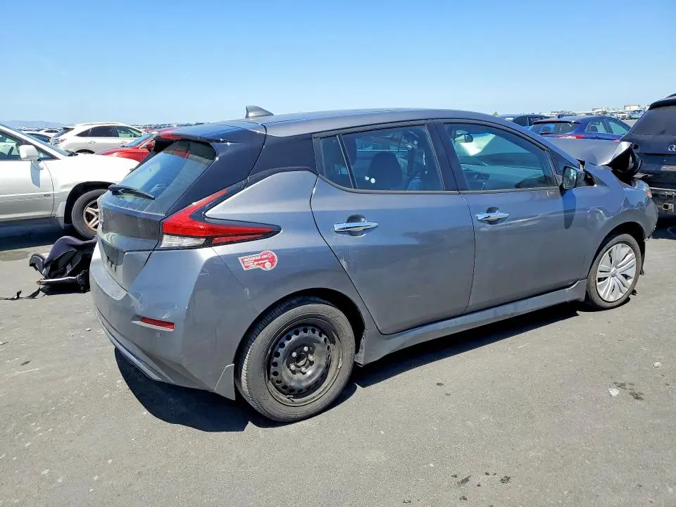 2025 NISSAN LEAF S  