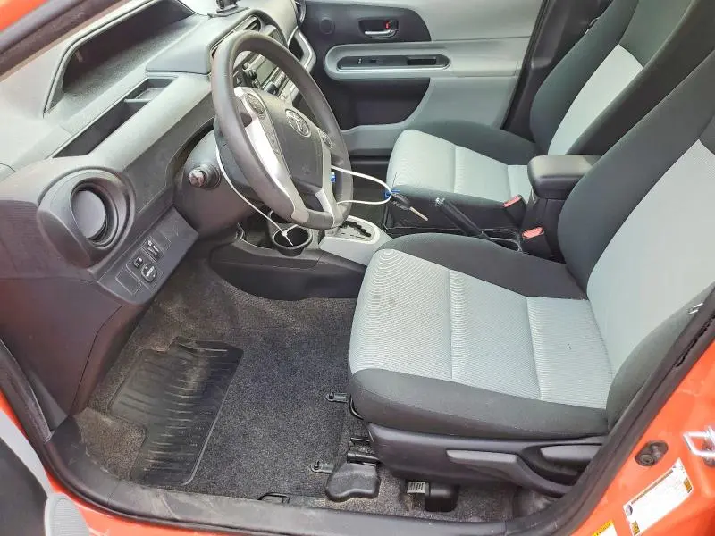 2014 TOYOTA PRIUS C TWO  