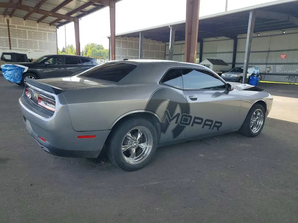 2016 DODGE CHALLENGER SXT  