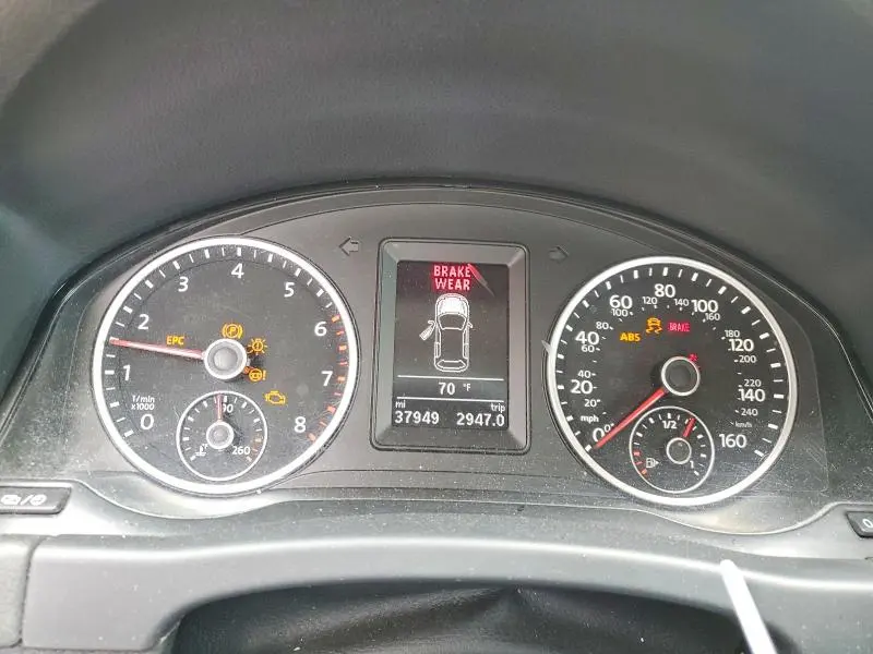 2017 VOLKSWAGEN TIGUAN S  