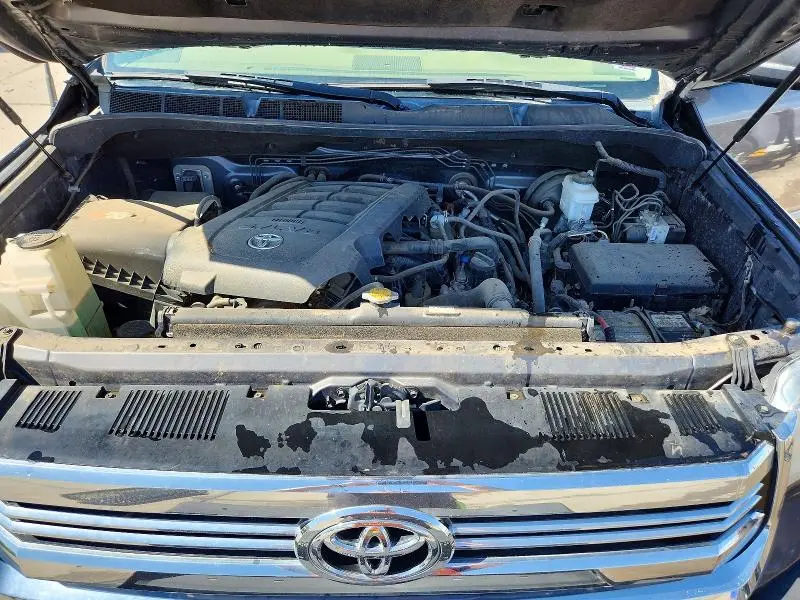 2017 TOYOTA TUNDRA SR5  