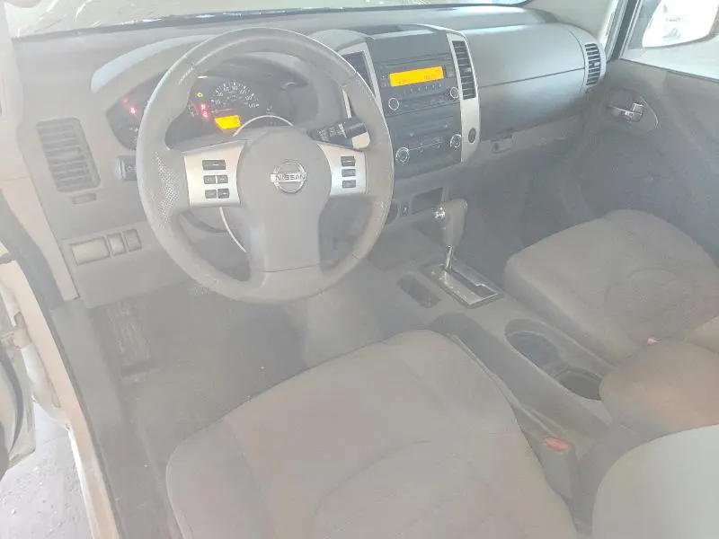 2015 NISSAN FRONTIER S  