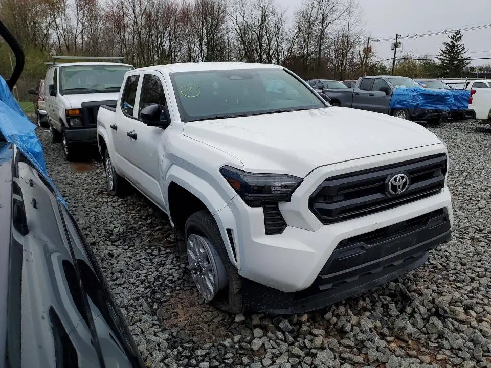2024 TOYOTA TACOMA SR  