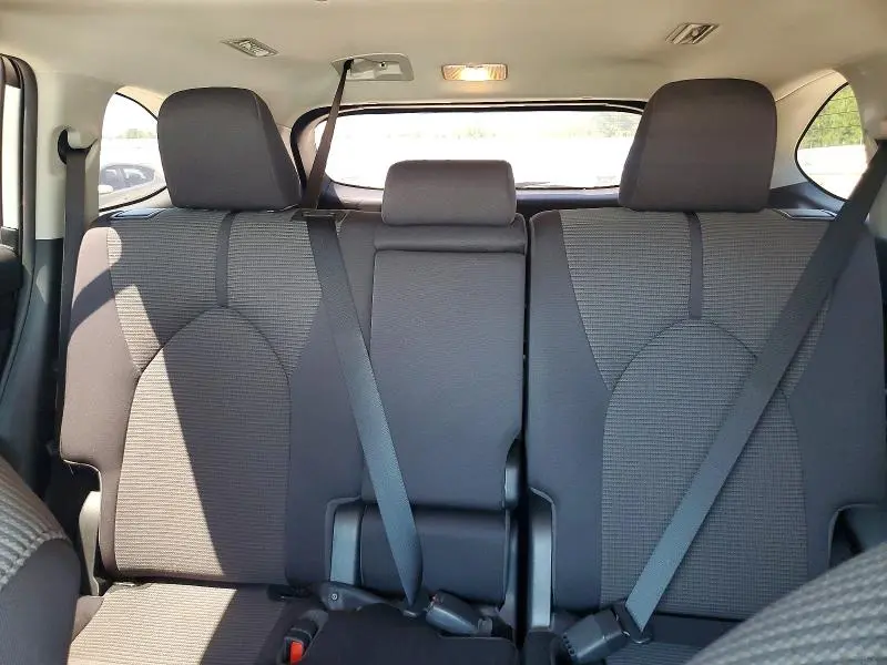 2021 TOYOTA HIGHLANDER L  