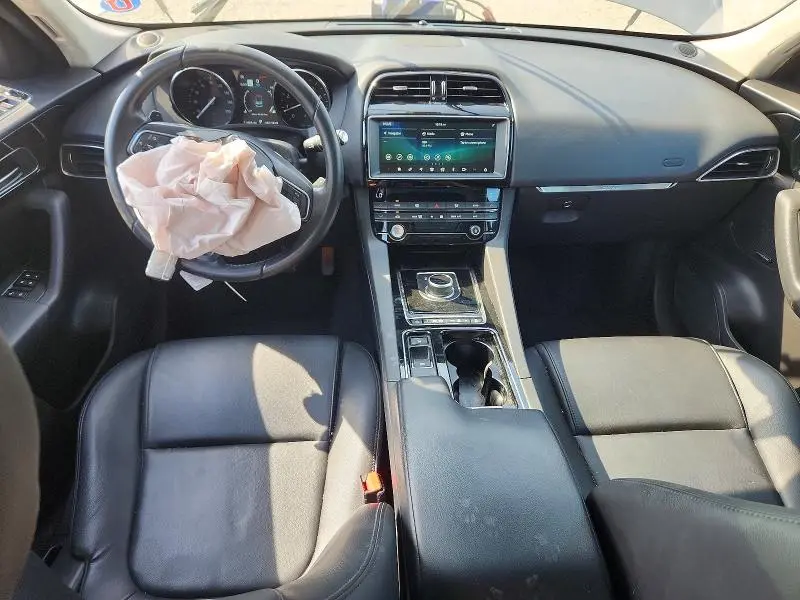 2020 JAGUAR F-PACE PREMIUM  