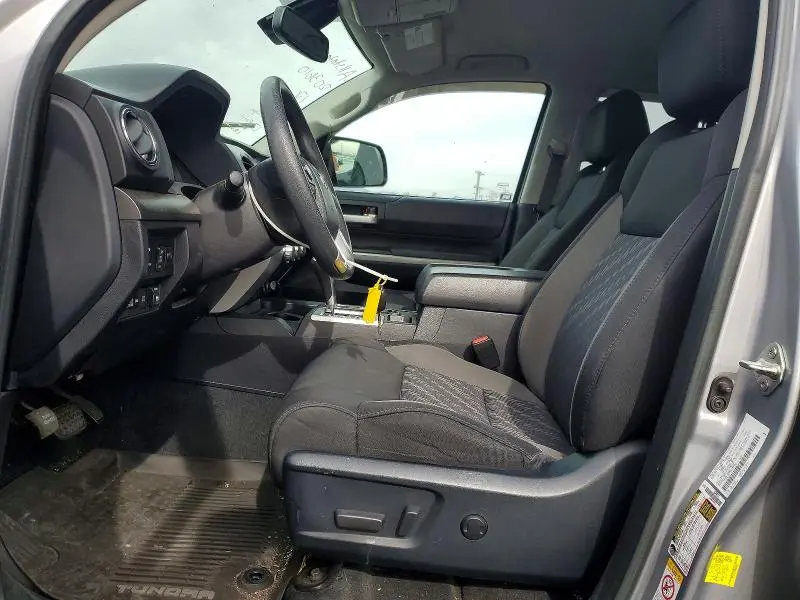 2018 TOYOTA TUNDRA CREWMAX SR5  