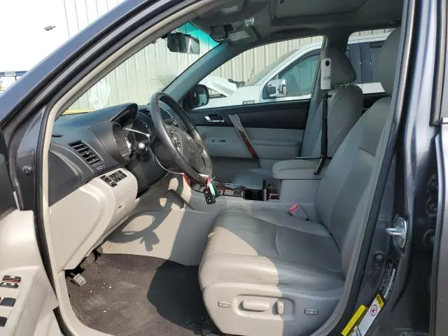 2013 TOYOTA HIGHLANDER LIMITED  