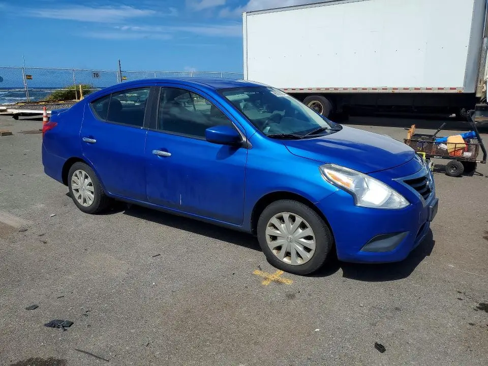 2015 NISSAN VERSA 1.6 SV  