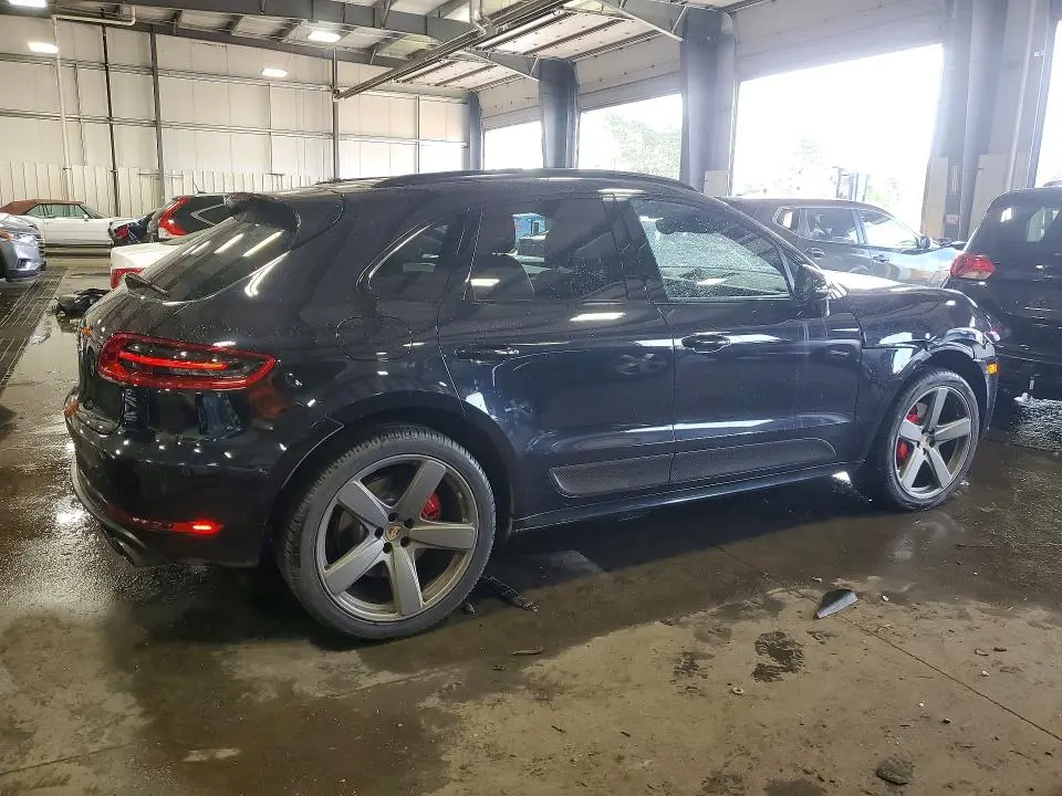 2016 PORSCHE MACAN TURBO  
