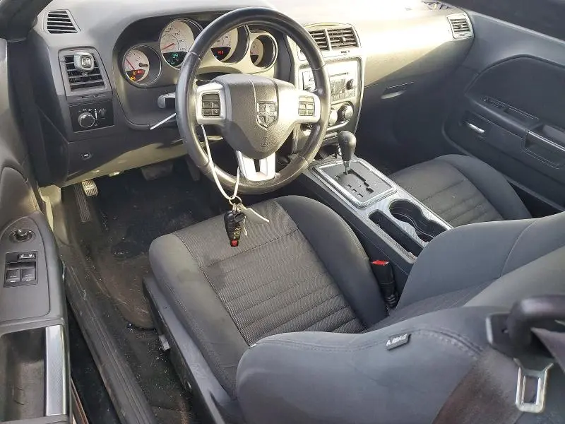 2014 DODGE CHALLENGER SXT  