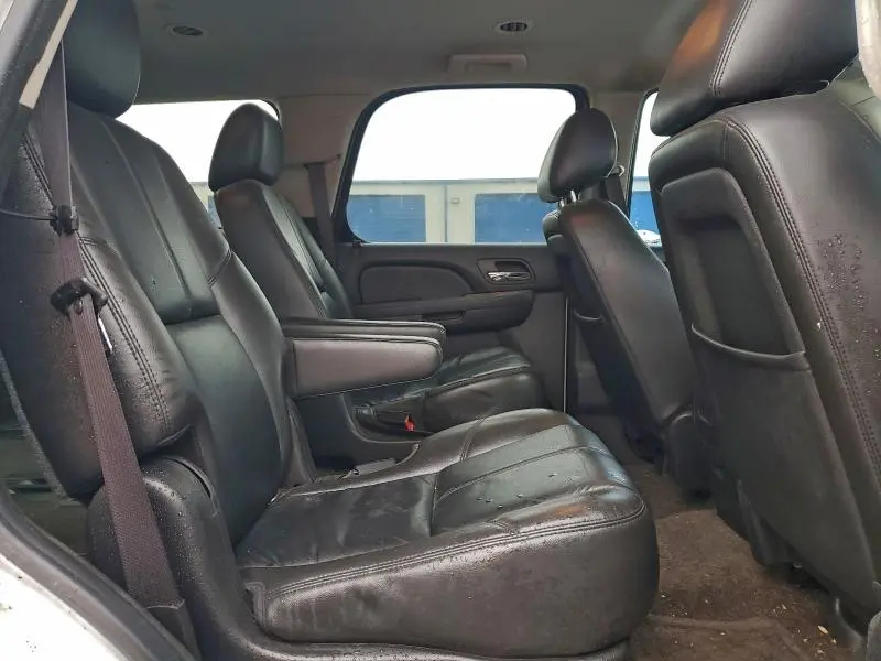 2011 CHEVROLET TAHOE C1500 LT  