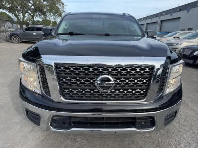 2018 NISSAN TITAN S