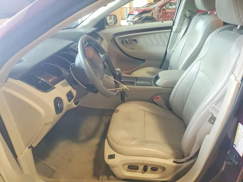 2011 FORD TAURUS LIMITED  