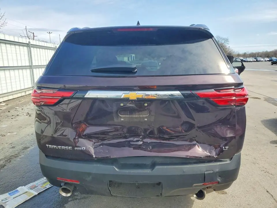 2023 CHEVROLET TRAVERSE LT  