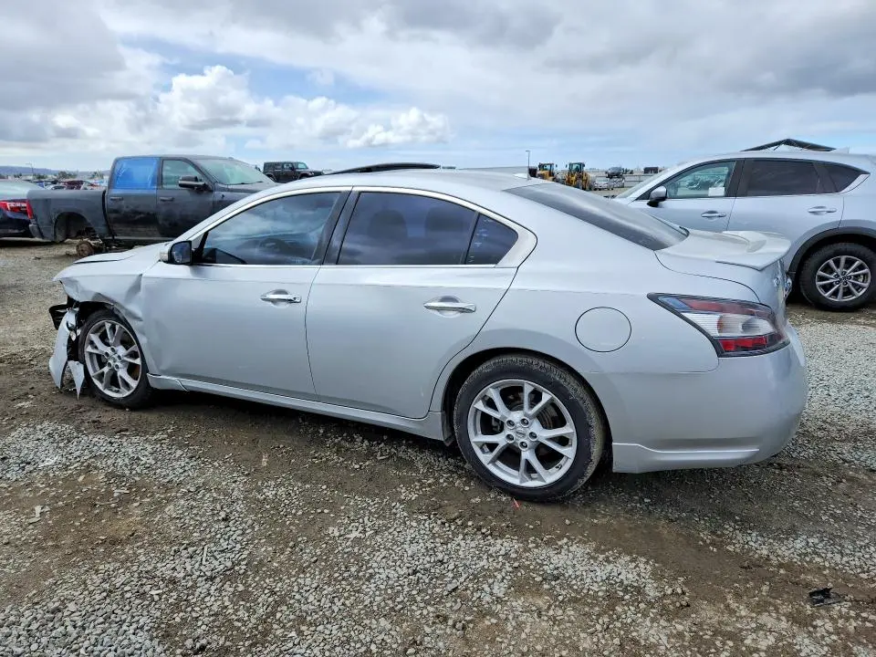 2013 NISSAN MAXIMA S  