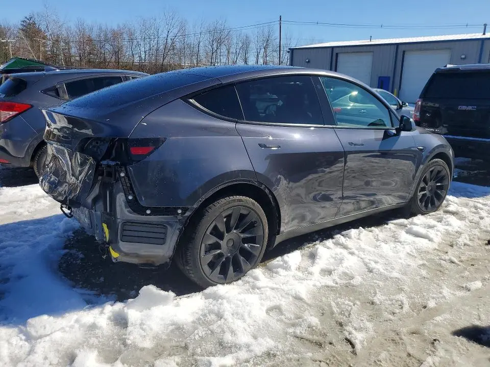 2021 TESLA MODEL Y   