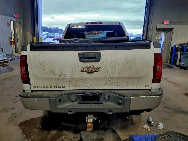 2011 CHEVROLET SILVERADO K1500 LT  