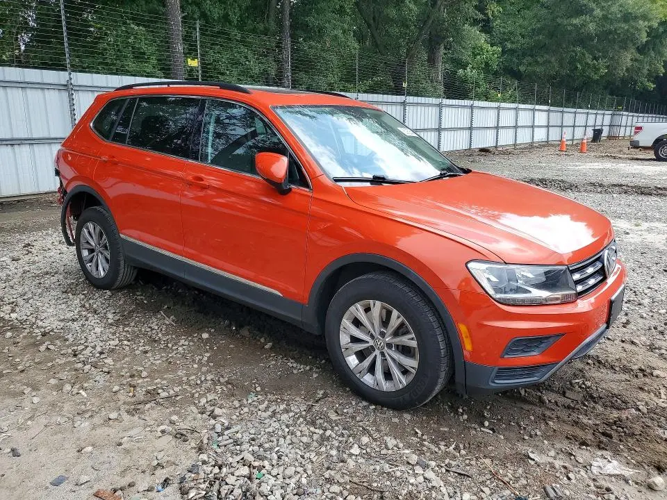 2018 VOLKSWAGEN TIGUAN SE  