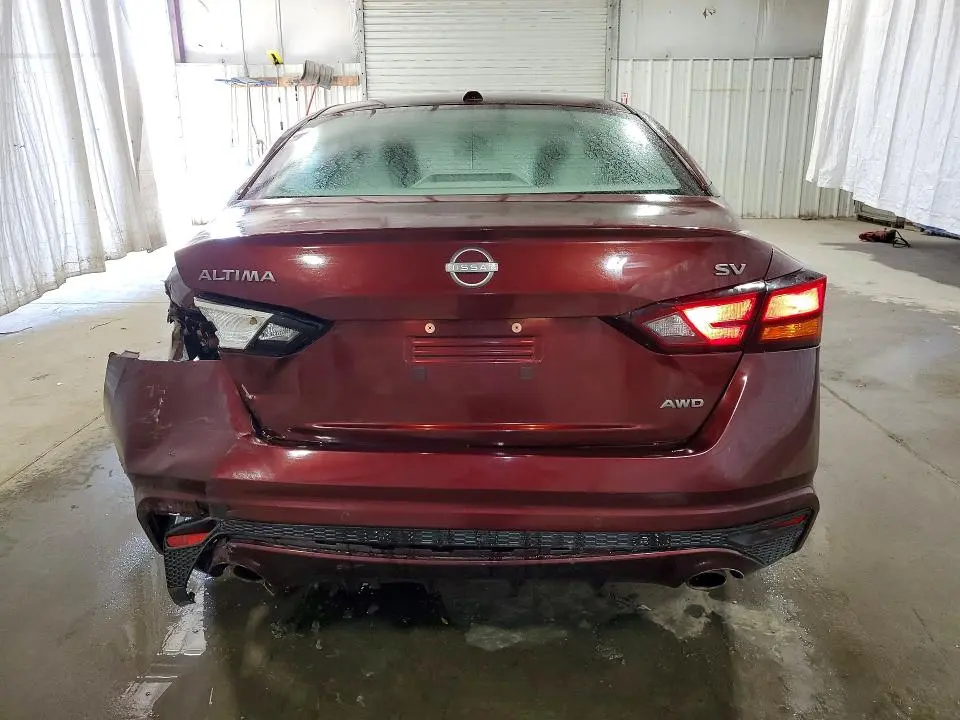 2023 NISSAN ALTIMA SV  