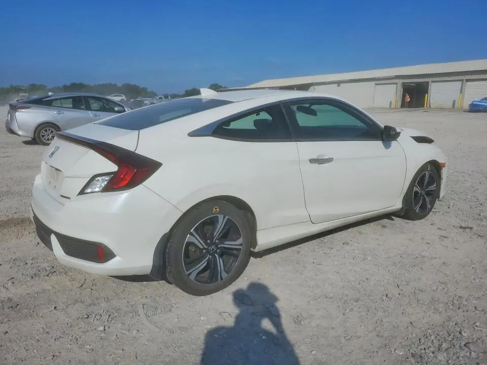 2017 HONDA CIVIC TOURING  