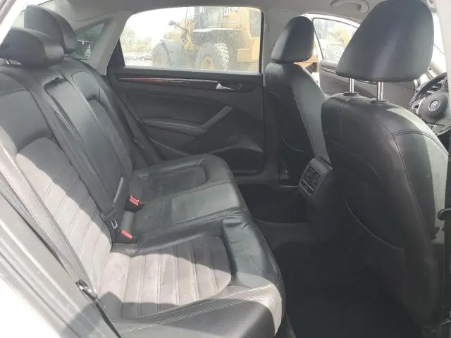 2014 VOLKSWAGEN PASSAT SEL  