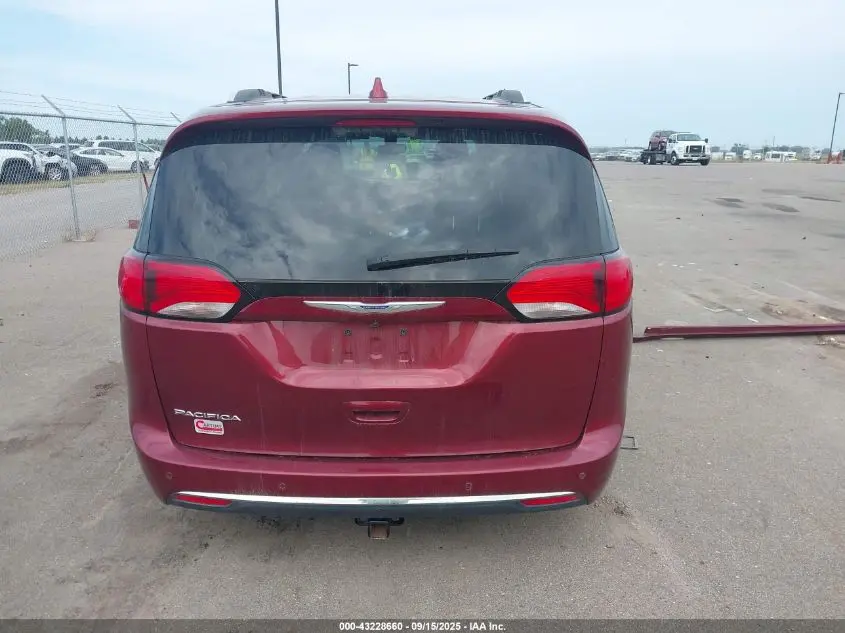 2020 CHRYSLER PACIFICA TOURING L