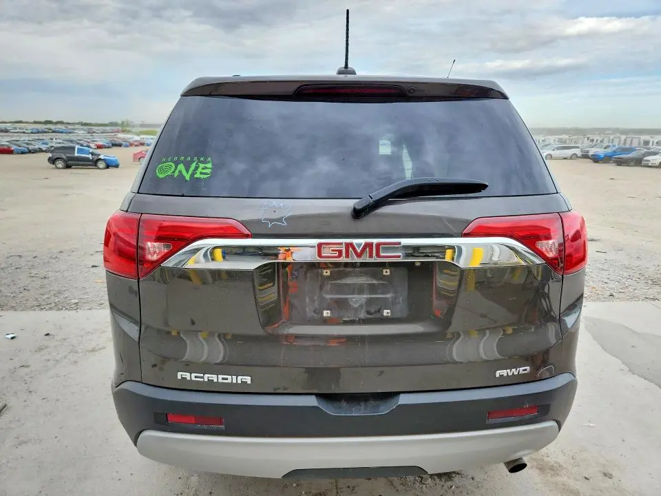 2019 GMC ACADIA SLE  