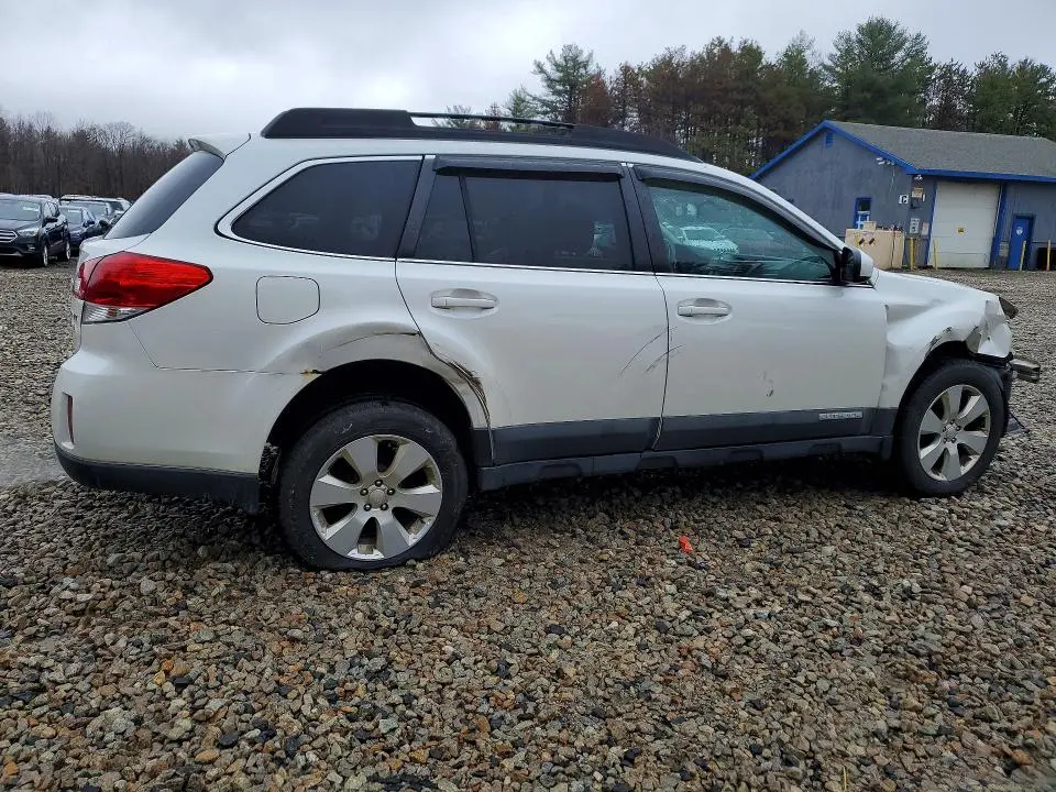 2011 SUBARU OUTBACK 2.5I PREMIUM  