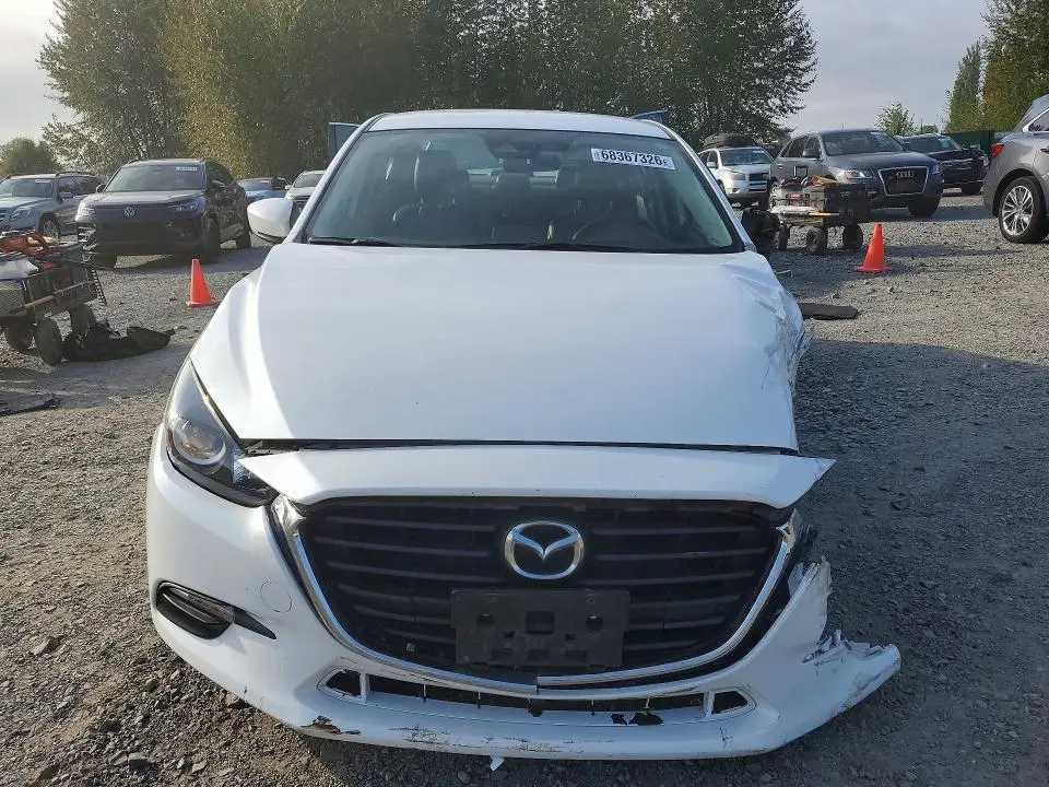 2018 MAZDA 3 TOURING  