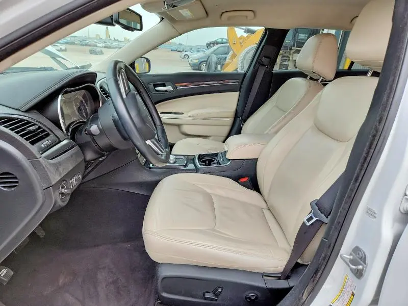 2017 CHRYSLER 300 LIMITED  