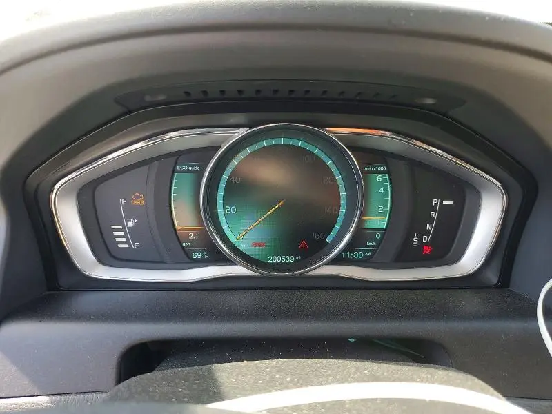 2014 VOLVO XC60 3.2  