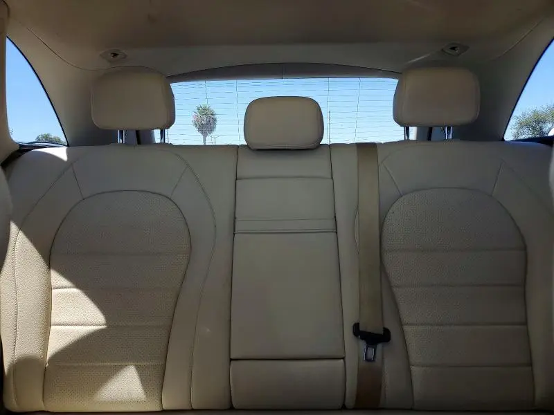 2017 MERCEDES-BENZ GLC 300  