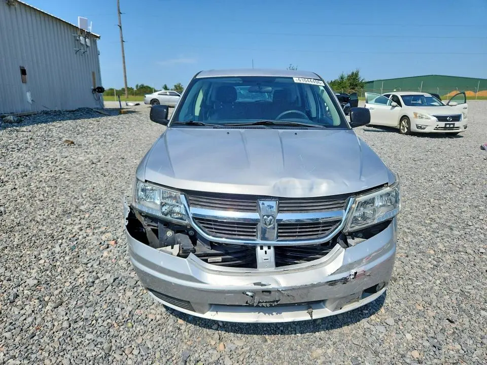 2010 DODGE JOURNEY SE  