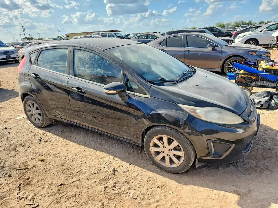 2013 FORD FIESTA SE  