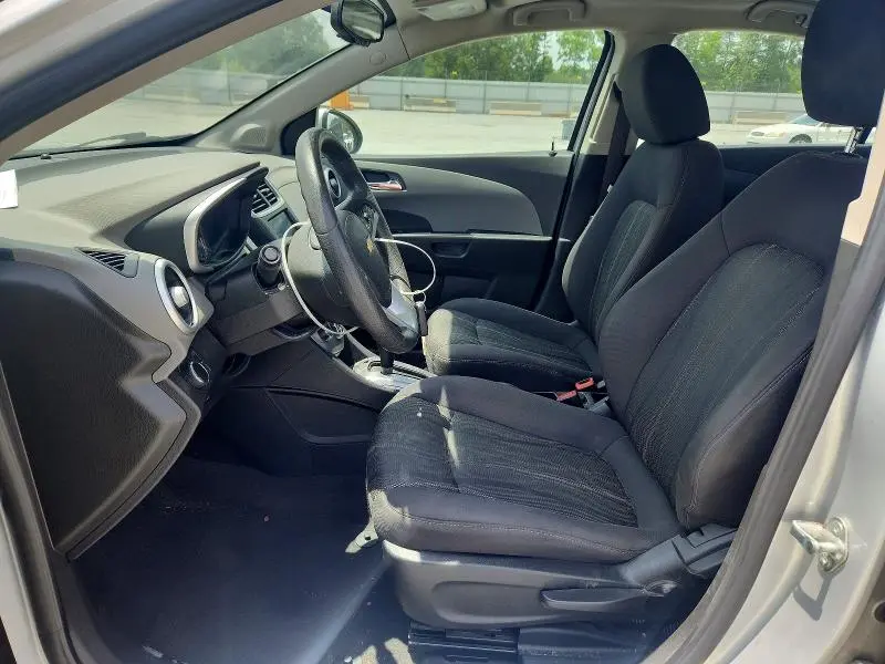 2020 CHEVROLET SONIC LT  