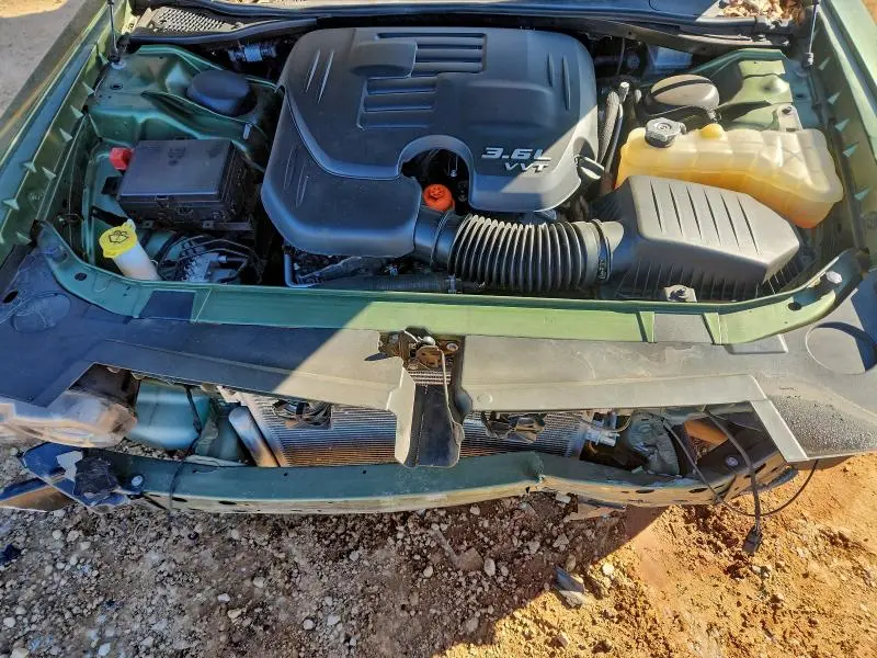 2020 DODGE CHALLENGER SXT  