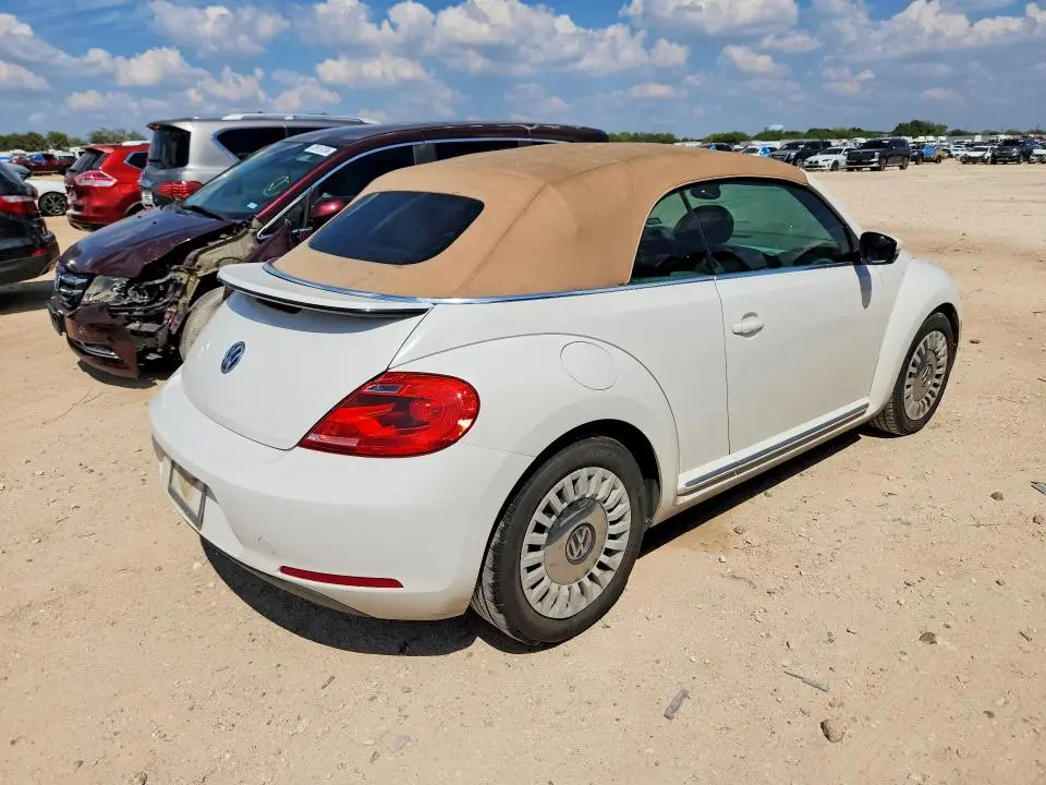 2013 VOLKSWAGEN BEETLE   