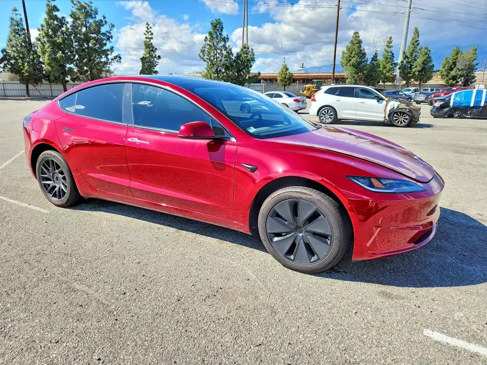 2025 TESLA MODEL 3   