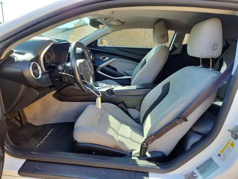 2017 CHEVROLET CAMARO LT  